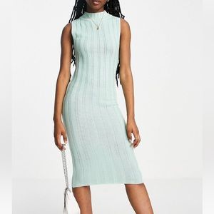 In The Style × Billie Faiers body-conscious midi dress in sage